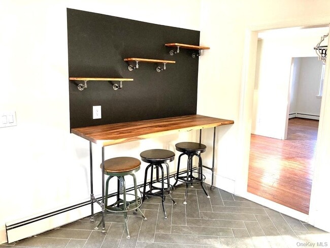 Building Photo - 191 W Main St