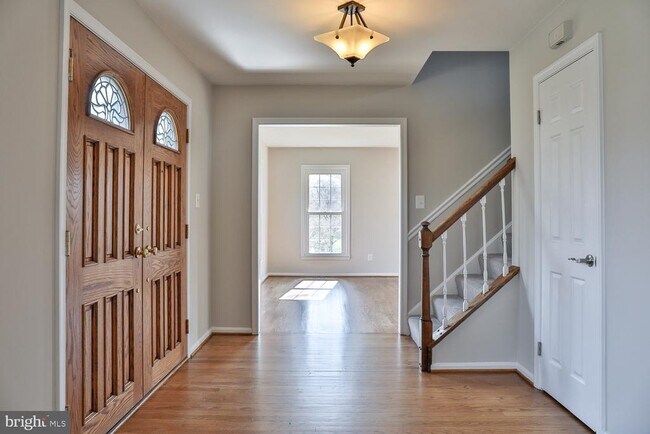 Building Photo - 5423 Rilian Ct