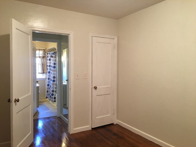 Building Photo - 2155-2155 Belmont Ave