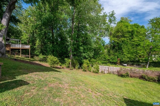 Building Photo - 105 Hartmans Mill Rd