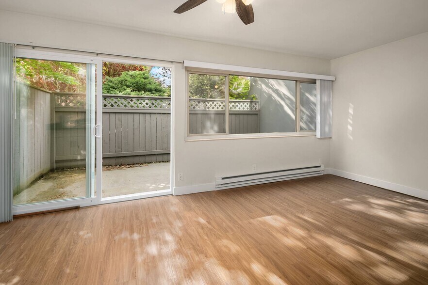 Interior Photo - Century Terrace