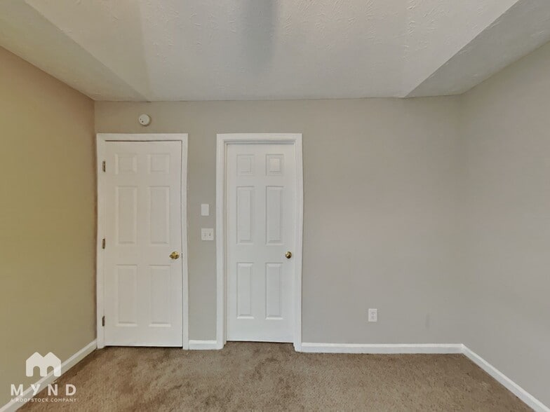 Building Photo - 1685 Camden Forrest Way