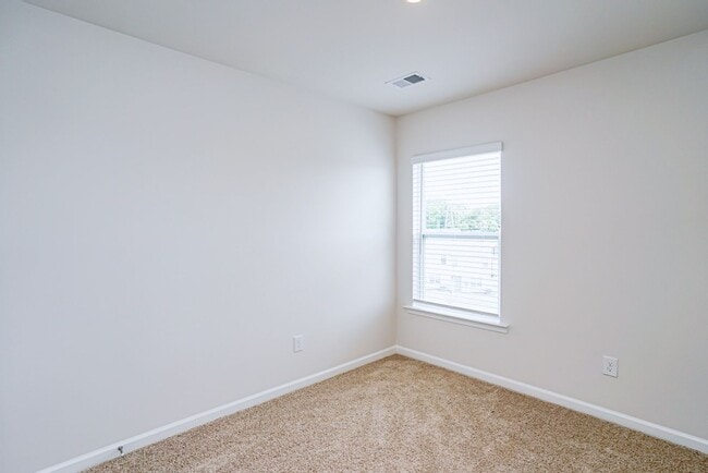 Building Photo - 438 Sea Grit Ct