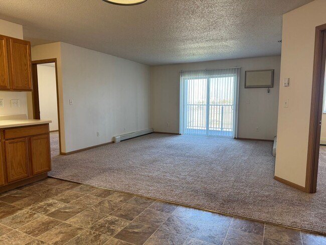 Building Photo - 4431 Calico Dr S