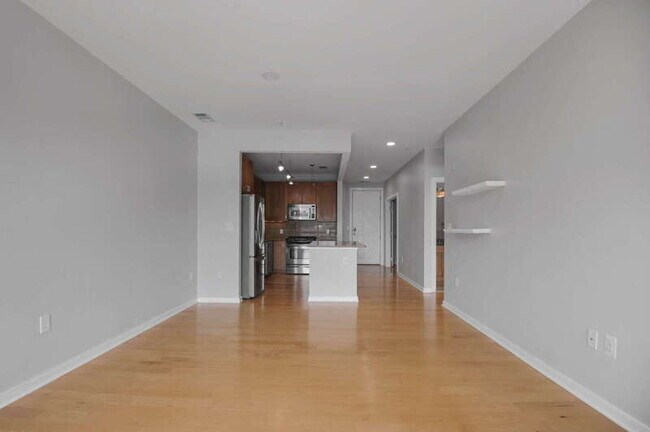 Building Photo - 2200 N Westmoreland St