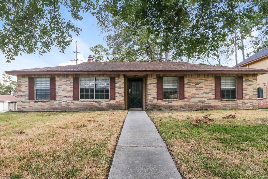 Primary Photo - 4322 Enchantedgate Dr