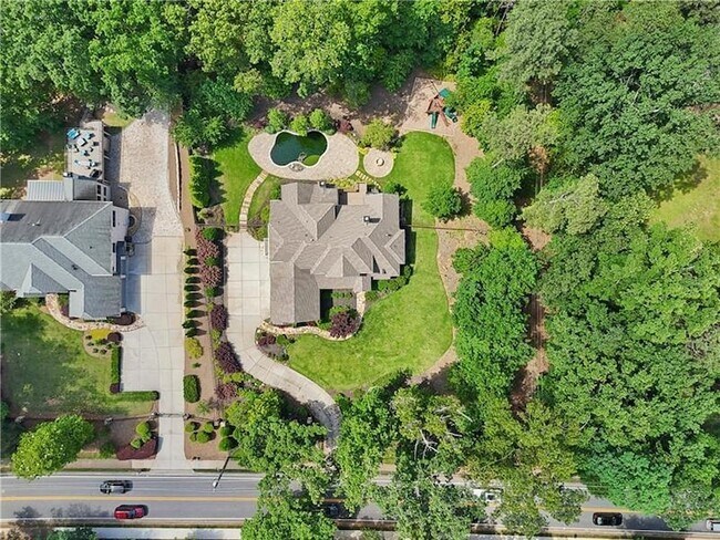 Building Photo - 211 Mount Vernon Hwy