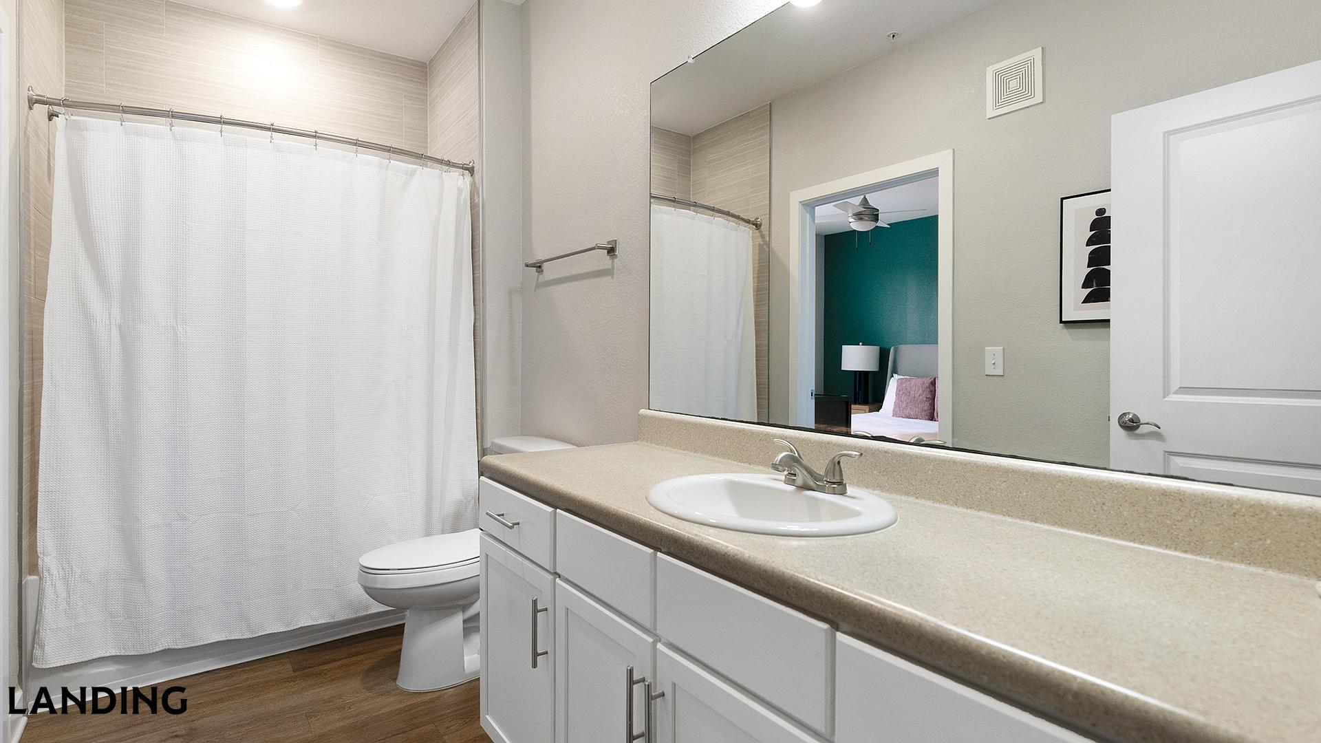 Building Photo - 215 Hunters Lk Wy