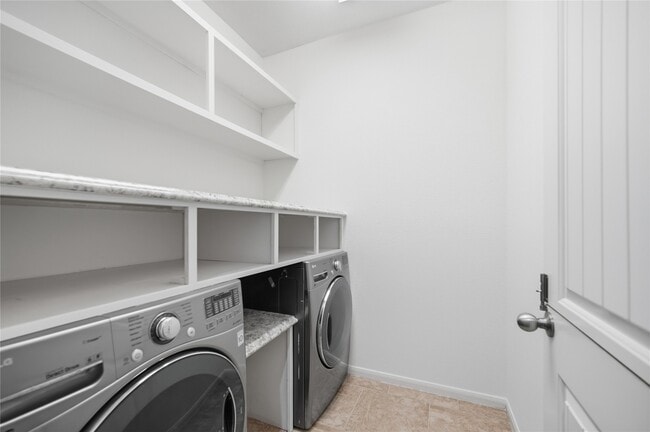 Building Photo - 3831 Daintree Park Dr