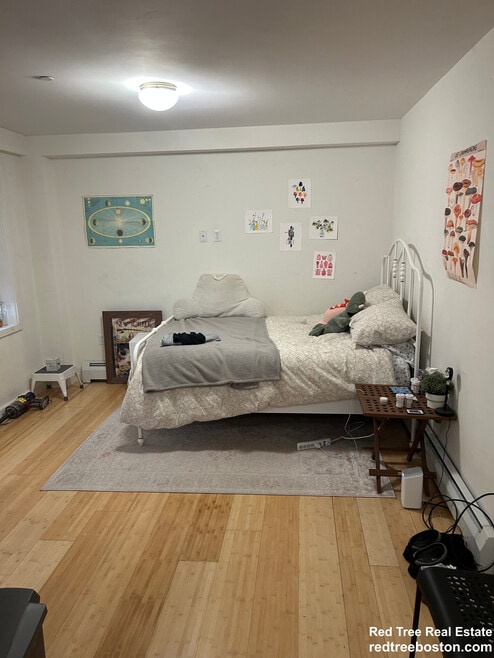 Building Photo - 461 Park Dr