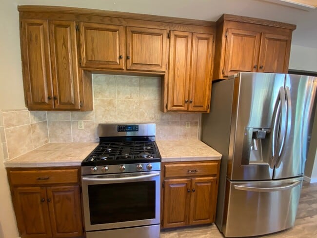 Building Photo - 10959 Alta Sierra Dr