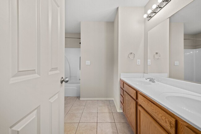 Building Photo - Great 3 Beds + 2 Baths Home with Solar Panels! Large Covered Patio!