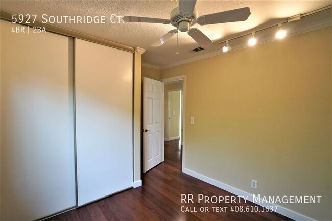 Building Photo - 5927 Southridge Ct