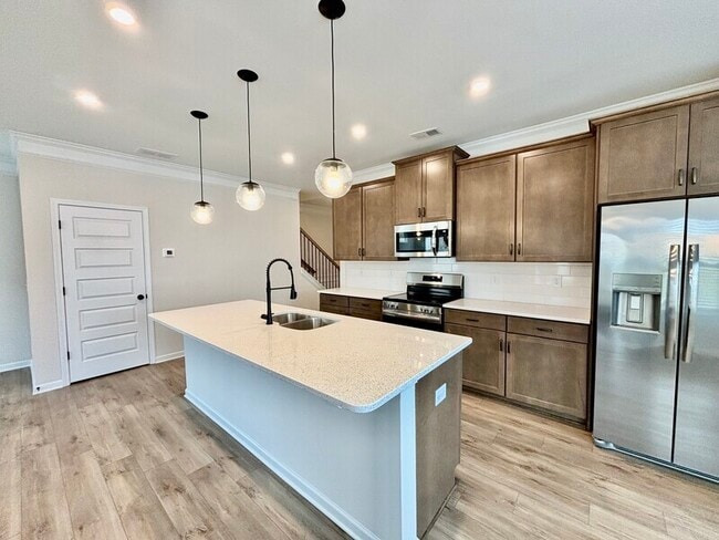 Building Photo - 401 Perth Dr