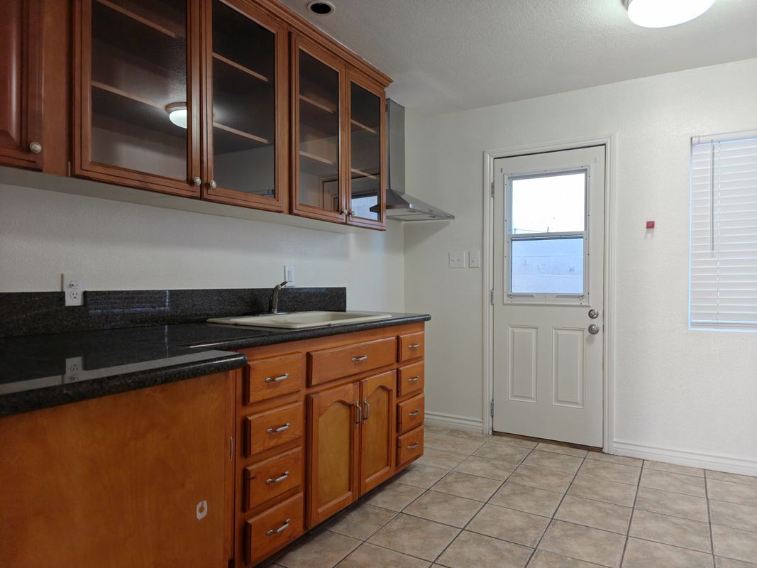 Building Photo - 1301 Turrill Ave