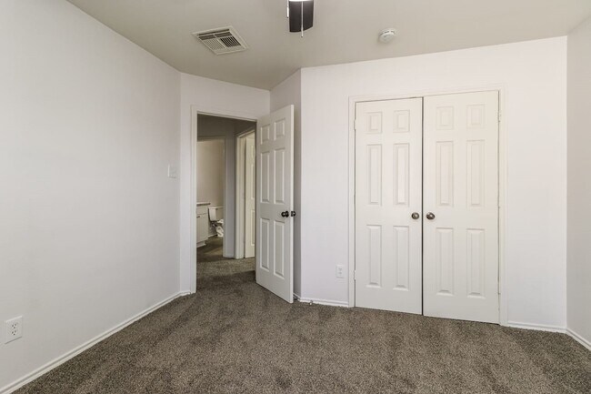 Building Photo - 20735 Desert Shadows Ln