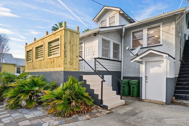 Building Photo - 116 San Marco Ave