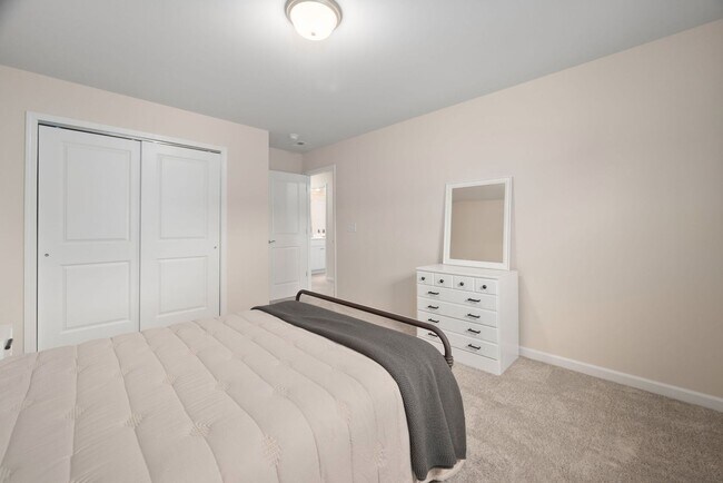 Building Photo - Stunning 3BD, 2.5BA End-Unit Fuquay-Varina Townhome with a 2-Car Garage in a Prime Location Near ...