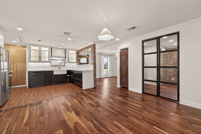 Building Photo - 1222 Wardmont St