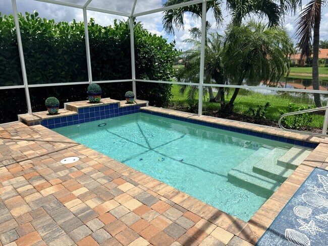 Building Photo - 14560 Grapevine Dr