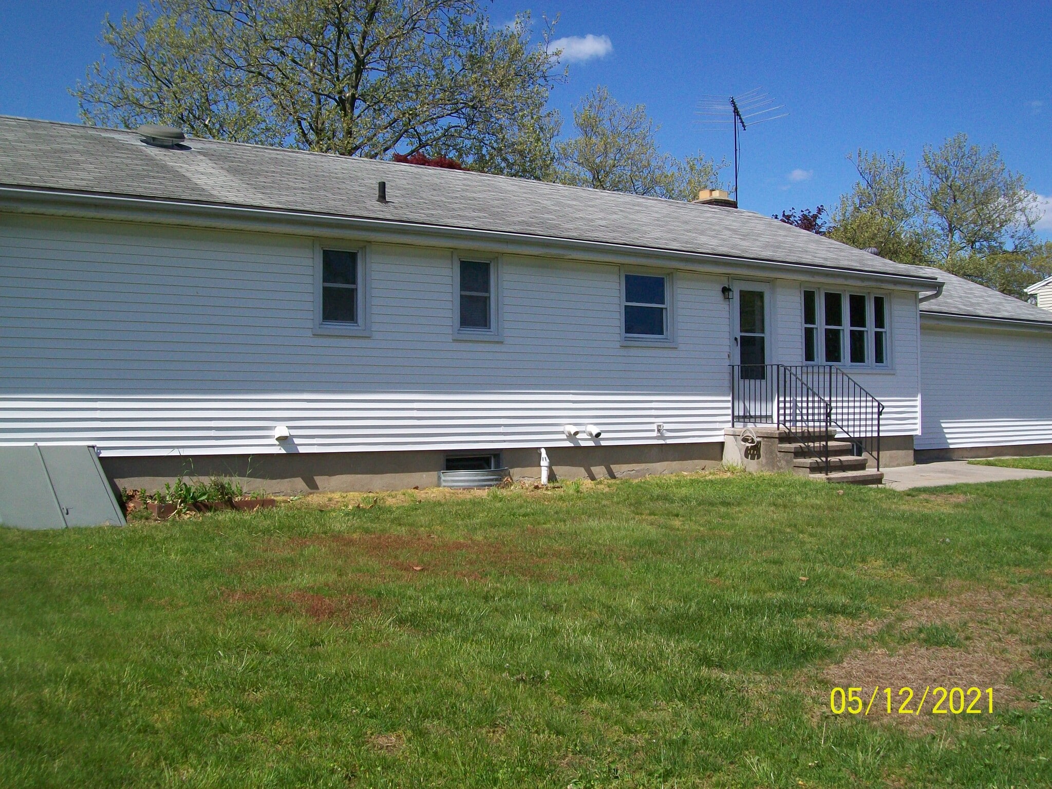 Back of the house - 75 Post Oak Rd