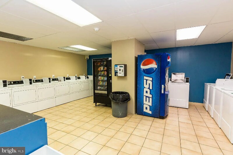 Building Photo - 1324 Locust St