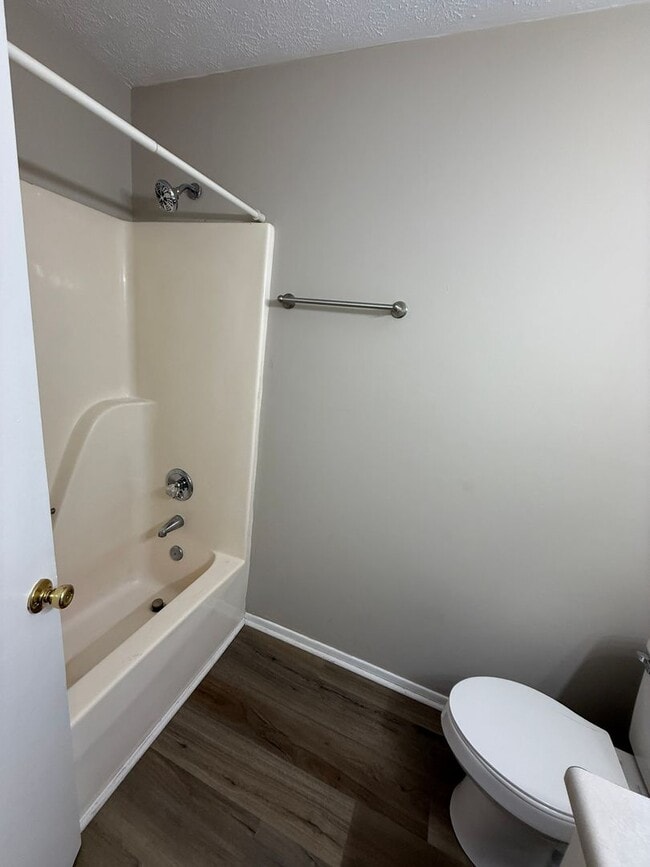 Building Photo - 1605/1607 Cedar Shoals Dr