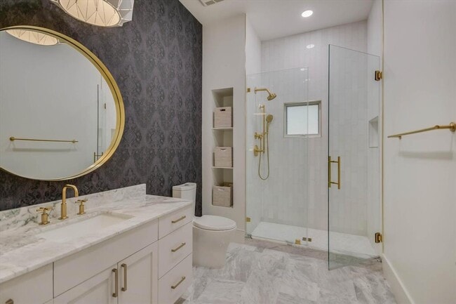 Building Photo - 4914 Rollingwood Dr