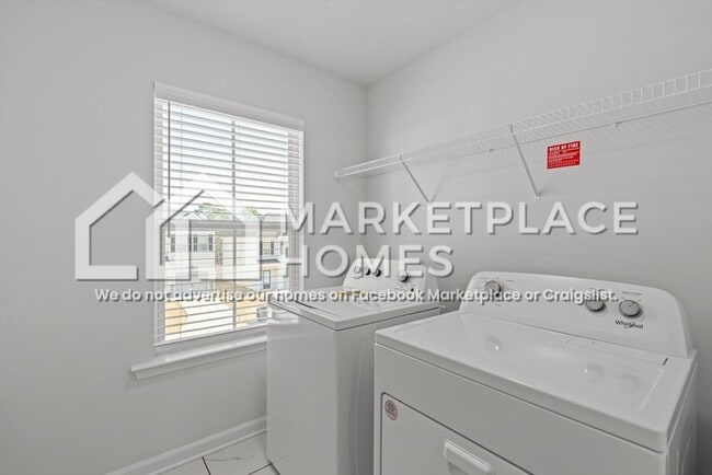 Building Photo - 3413 Briar Rose Ct