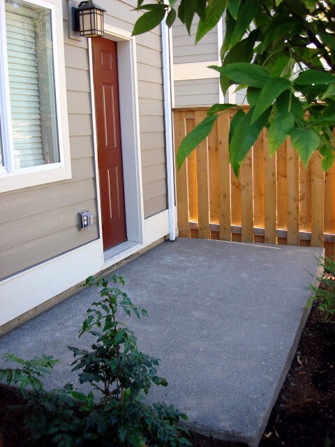 Building Photo - 3BDRM 2.5BTH Condo Duplex, Attached Garage...