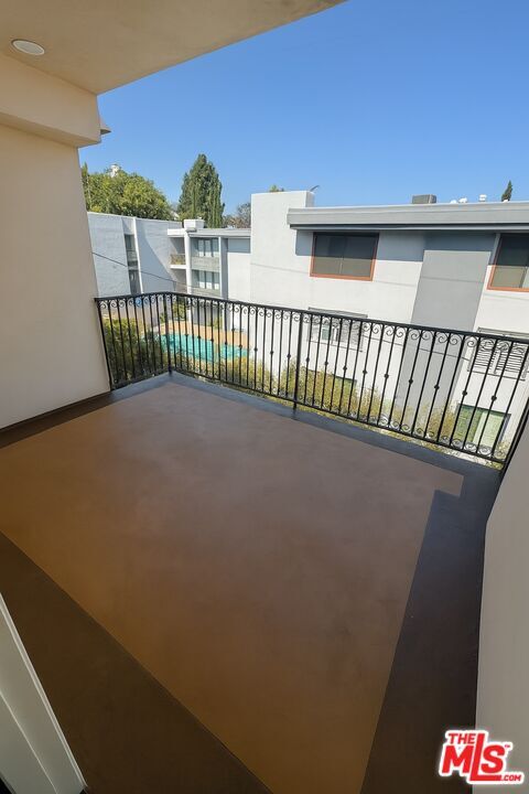 Building Photo - 1146 Hacienda Pl