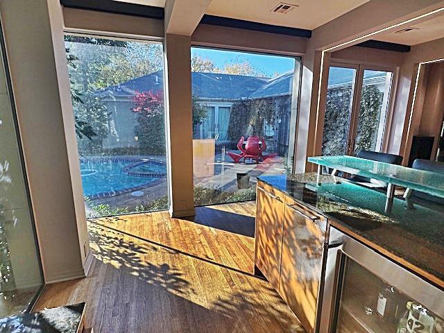 Building Photo - 1710 Dorchester Dr