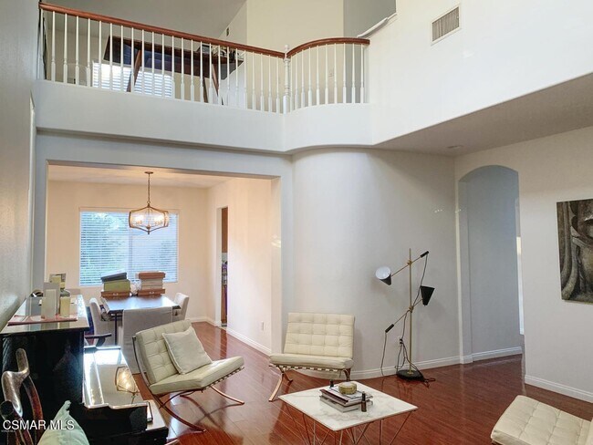 Building Photo - 657 Camino Del Sol