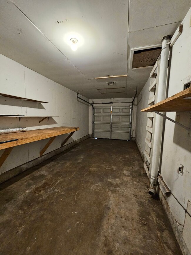 Building Photo - (3) Bed/(1) Bath in Core Norman! Pet Negotiable!