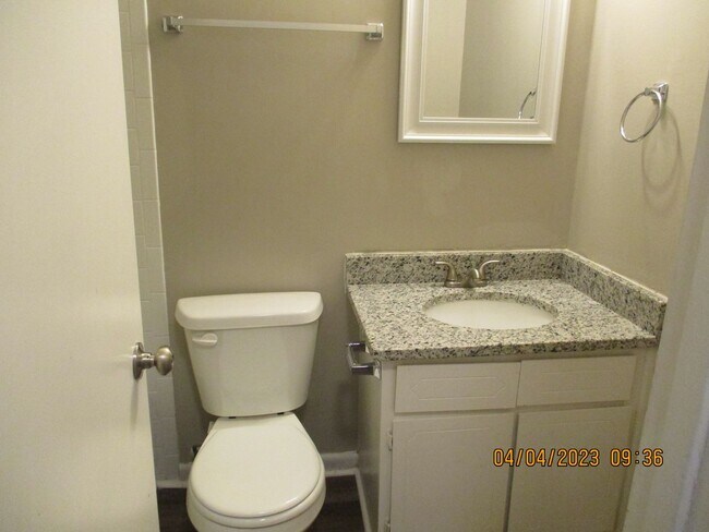 Building Photo - Nice 3Bedroom Ranch in South Augusta