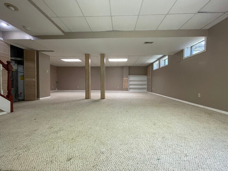 Building Photo - 636 Canary Estates Dr