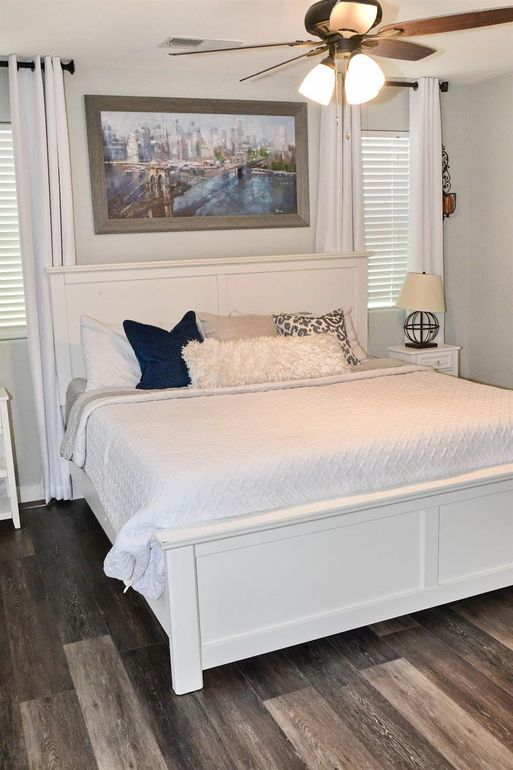 Building Photo - 2580 N McArthur Ave