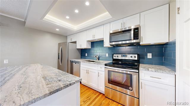 Building Photo - 2946 S Moline Pl