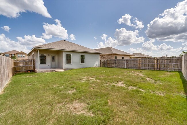 Building Photo - 505 Brashear Ln