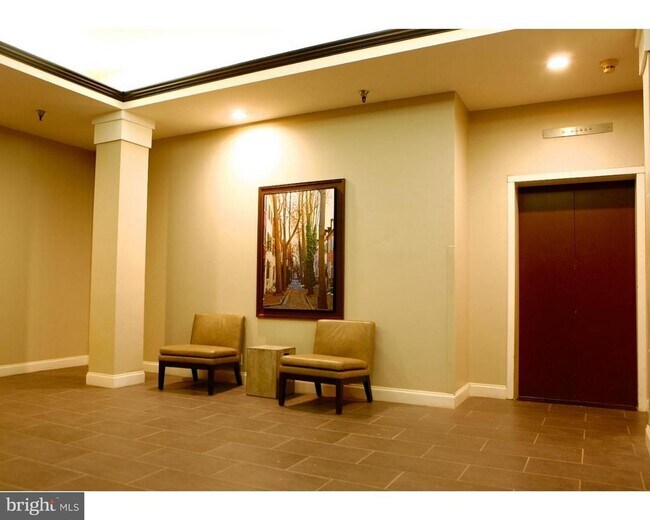 Building Photo - 130 Arch St