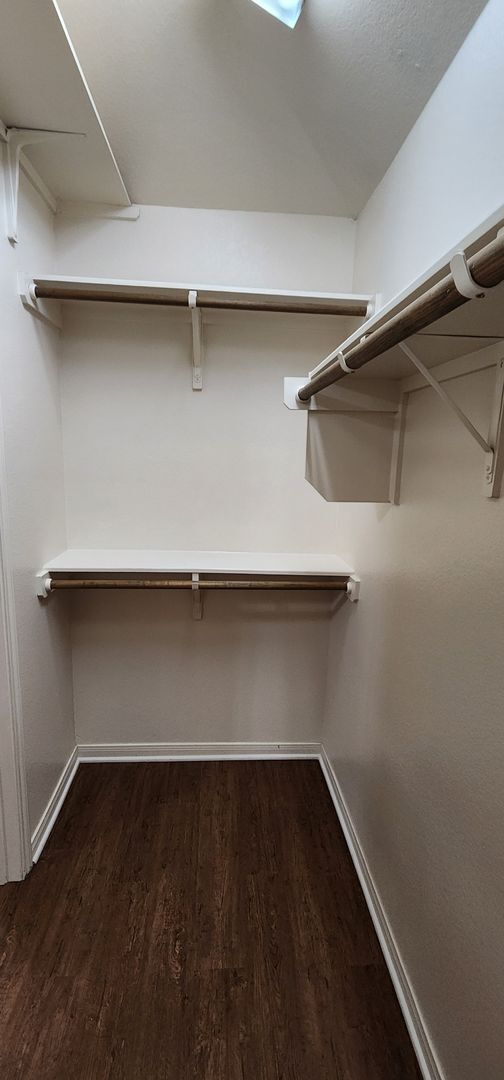 Building Photo - 3 Bed / 2 Bath Duplex - Bunny Trail Area - Text 201-231-7228