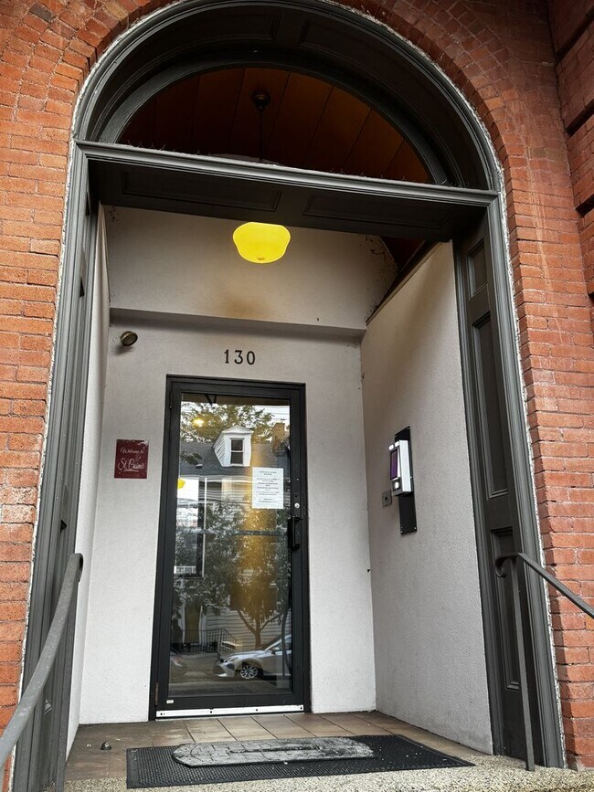 Building Photo - 130 S 22nd St