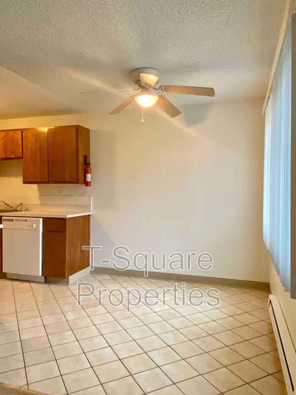 Building Photo - 5804 Hwy Pl