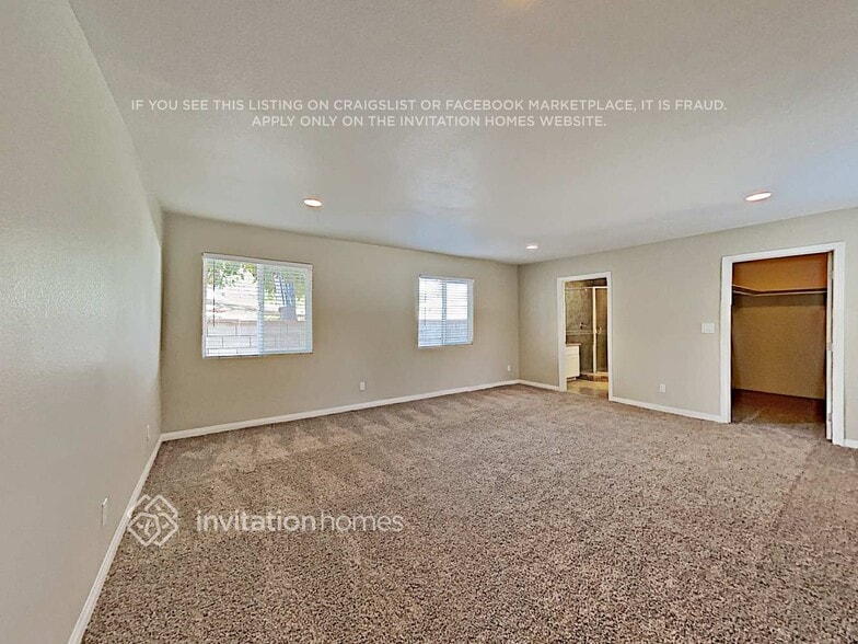 Building Photo - 1241 E Herring Ave