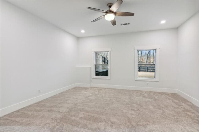 Building Photo - 15448 Hopewell Rd