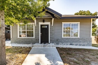 Building Photo - 210 Dumoulin Ave