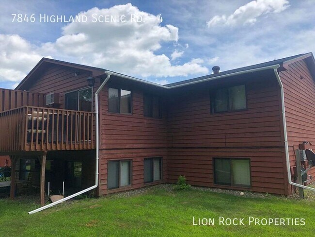 Building Photo - 7846 Highland Scenic Dr