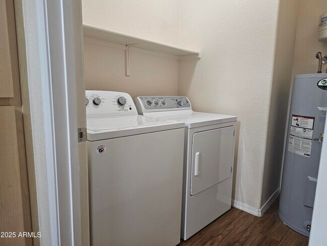 Building Photo - 18416 N Cave Creek Rd