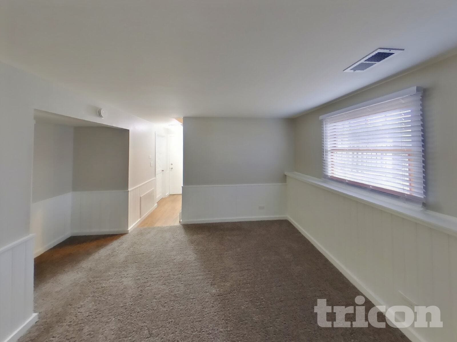 Building Photo - 1045 Brush Hill Ln