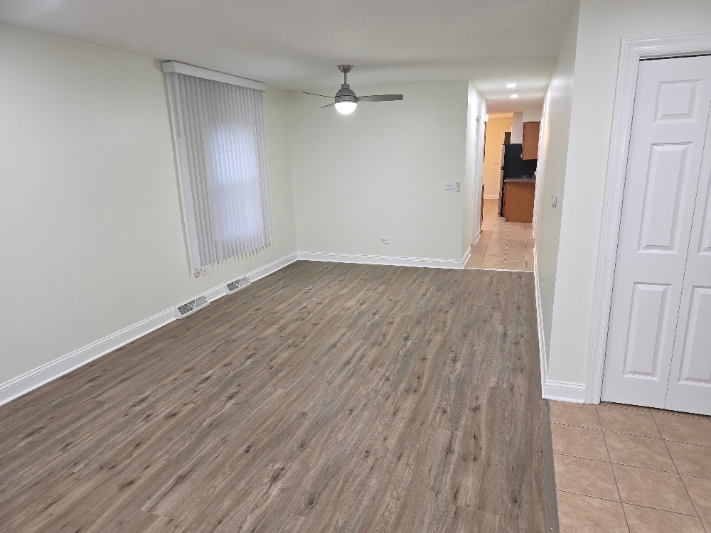 living/dining room - 826 E Capri Dr